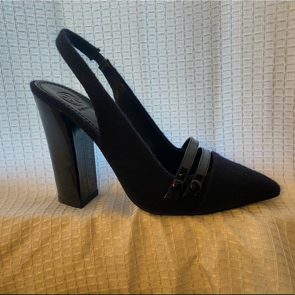TORY BURCH NAVY HEELS